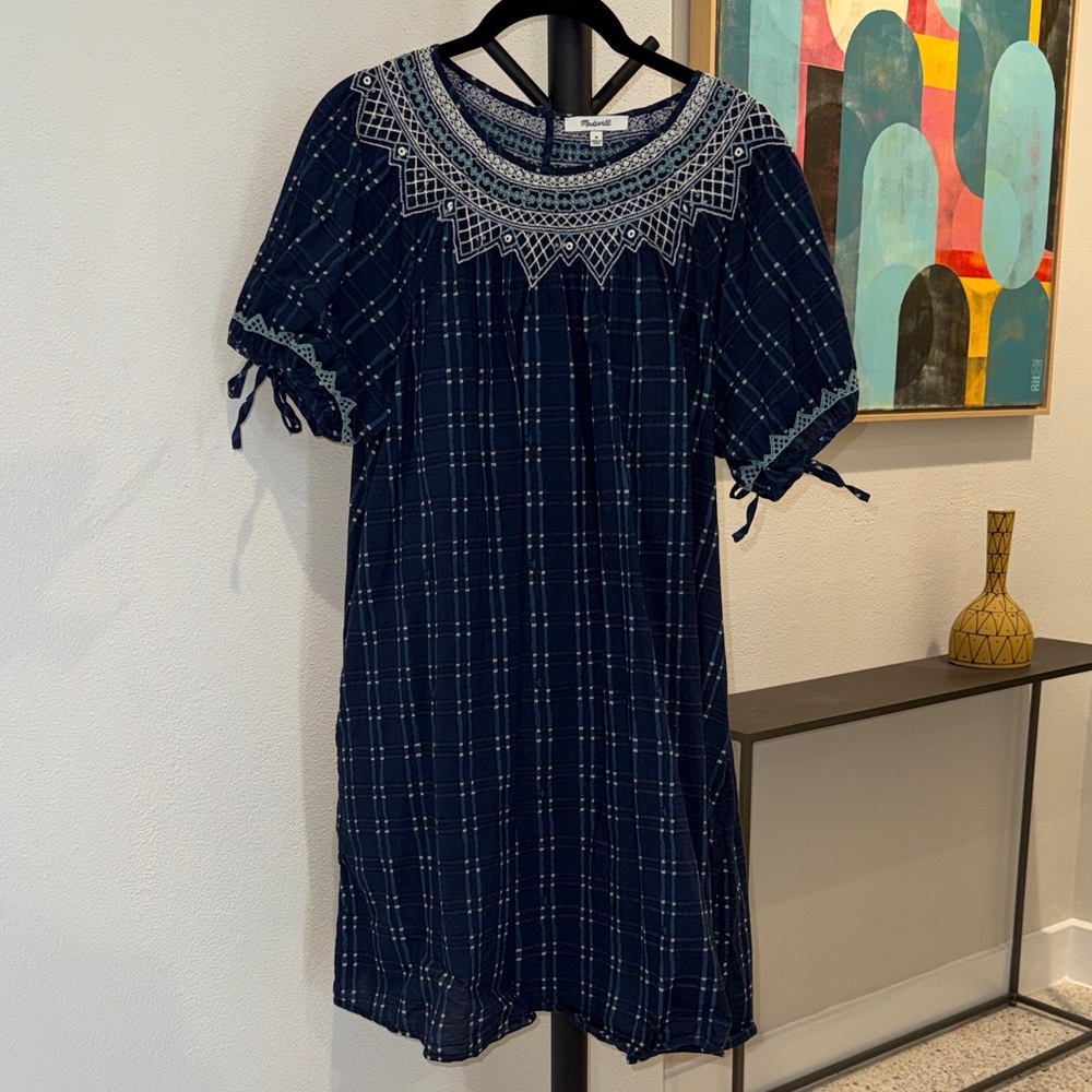 Madewell Blue and White Embroidered  Dress-size M